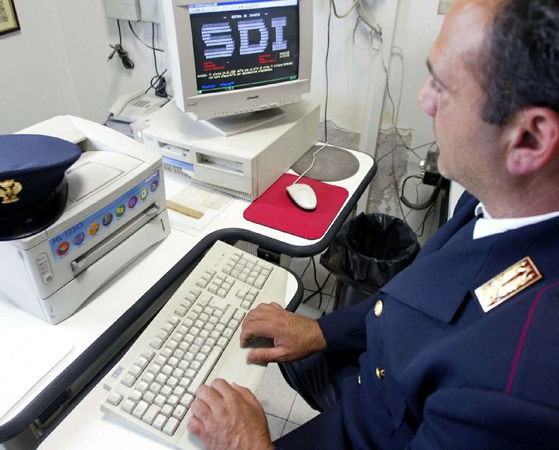 Pornografica minorile, indagato un pontino: l’inchiesta partita dal Canada