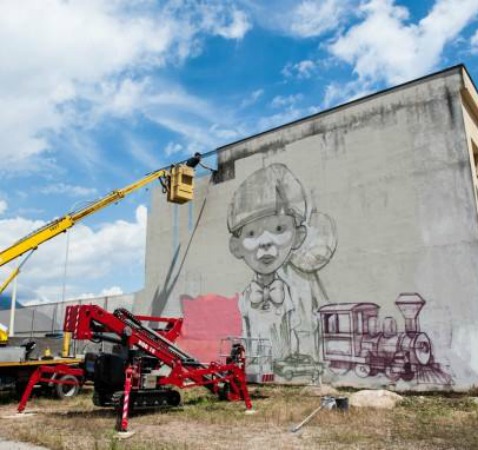 Da Memorie Urbane murales per abbellire il porto di Gaeta