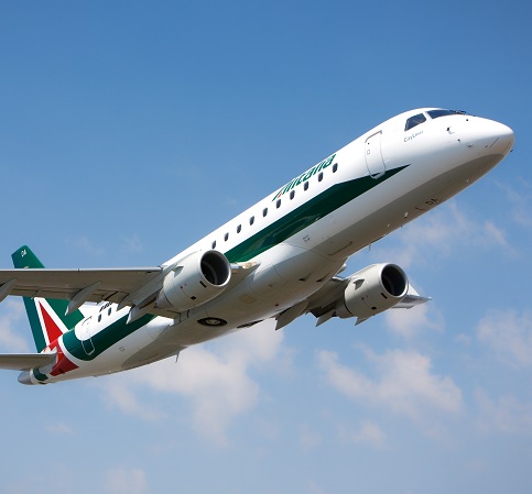 Tempi duri per Alitalia, ma i segnali sono positivi