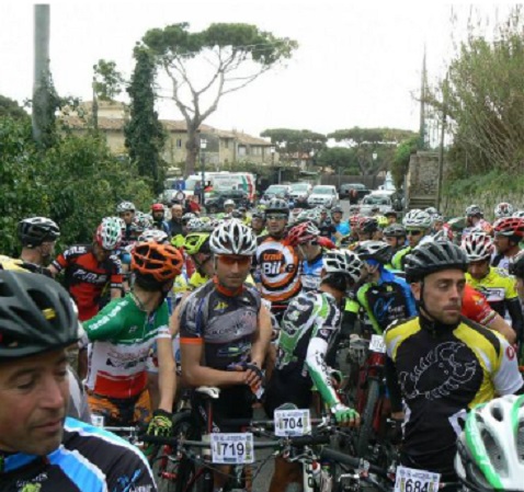A Sperlonga l’ultima tappa del circuito Agro pontino ciociaro: il 1 novembre la Xc Mtb Halloween Bike Race