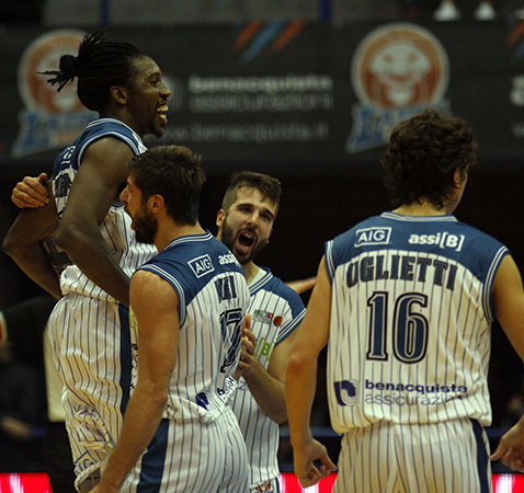 Latina Basket, Orsi Tortona sconfitto al PalaBianchini: grande prestazione per i nerazzurri