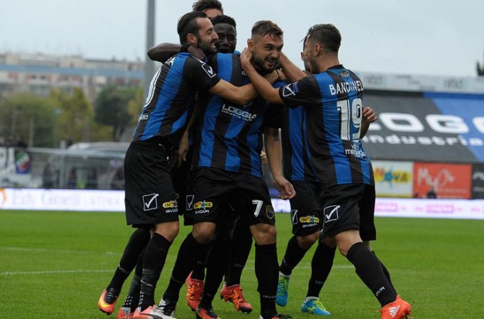 Pisa-Latina 1-1, i nerazzurri rimontano con Corvia: solo un punto contro la squadra di Gattuso