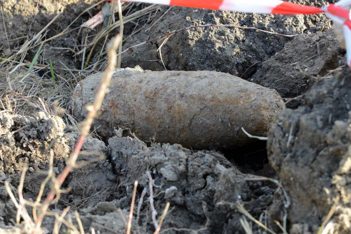 Formia, bomba della II guerra mondiale in un cantiere in località Rio Fresco
