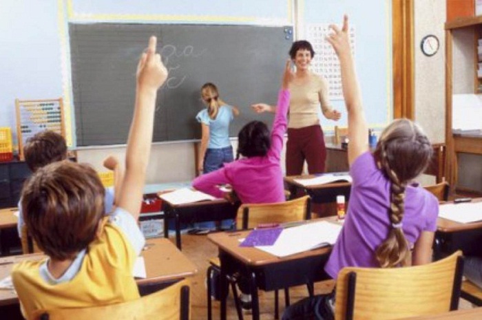 Riaprono le scuole, il Comune mette on-line le iscrizioni e i pagamenti di trasporto e mensa