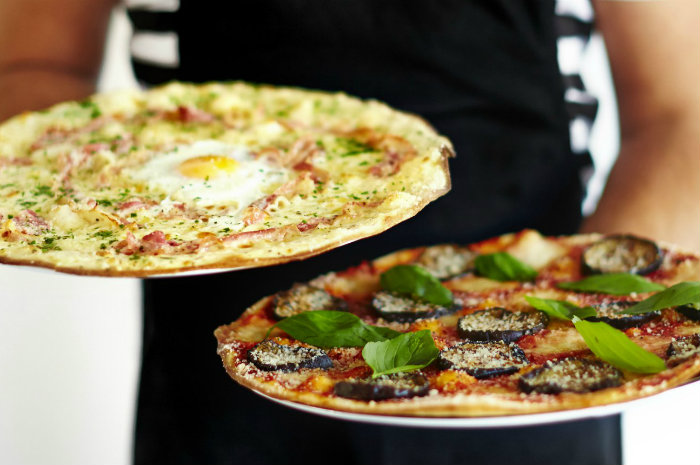 cameriere-pizzeria