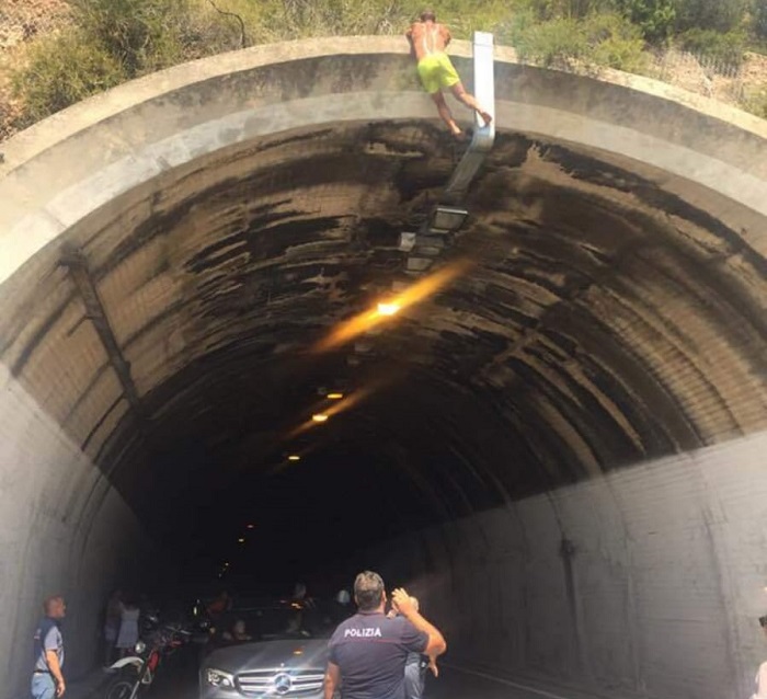 tenta il suicidio sulla Flacca