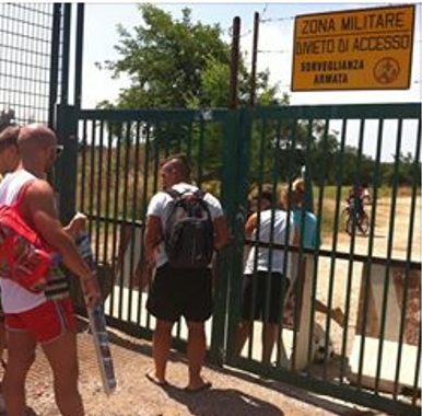 Latina, riapre la spiaggia di Valmontorio ma Lbc la scambia con quella di Torre Astura