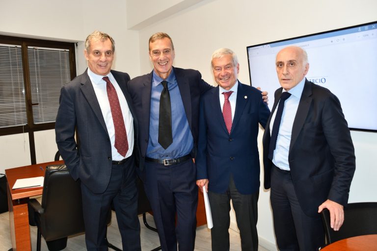 Carlo Sangalli confermato per acclamazione alla guida di Confcommercio. Acampora: ‘Miglior scelta possibile’
