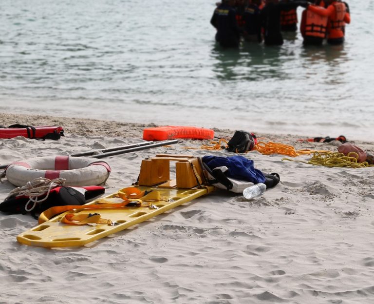Malore in spiaggia in provincia di Latina: nulla da fare per una 64enne