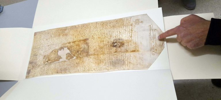 Partita l’operazione adotta un libro dell’Archivio storico del Duomo di San Pietro di Fondi