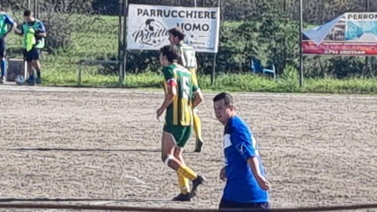 Il gol ‘speciale’ del bomber dell’Asd Santi Cosma e Damiano Gianluca Vezza