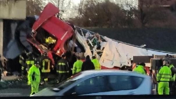 Incidente mortale sul Grande Raccordo Anulare: la vittima è di Aprilia