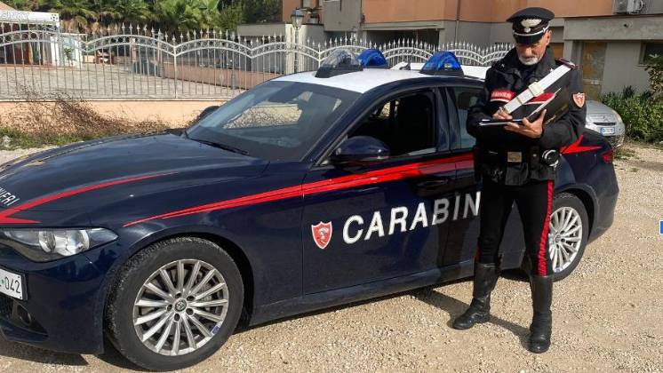 Colpo di pistola in pieno entro a Latina; indagano i carabinieri