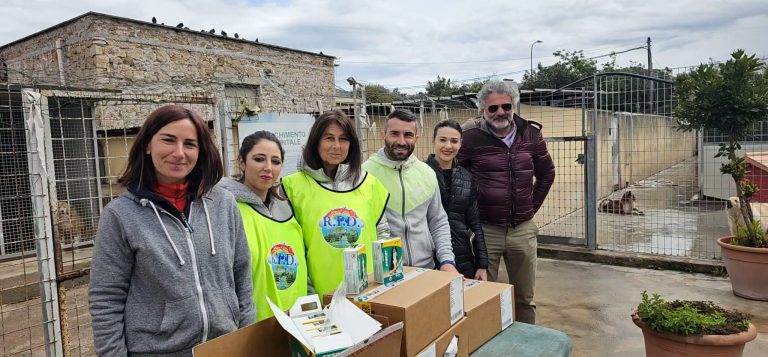 Antiparassitari per il canile di Terracina dall’Associazione Amici del Cane di Latina