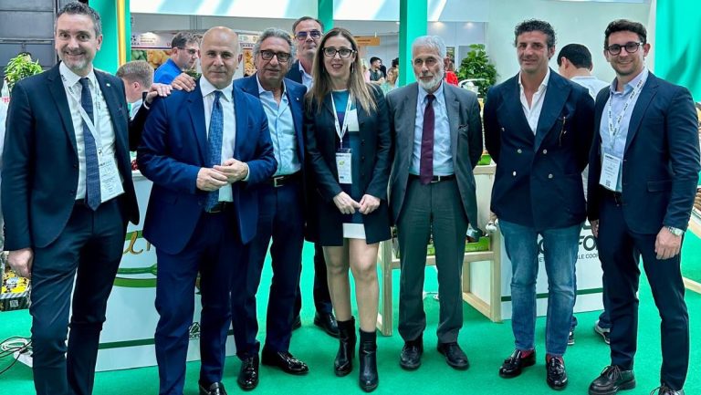 L’onorevole De Meo promuove il dialogo tra imprenditori e istituzioni al Macfrut di Rimini