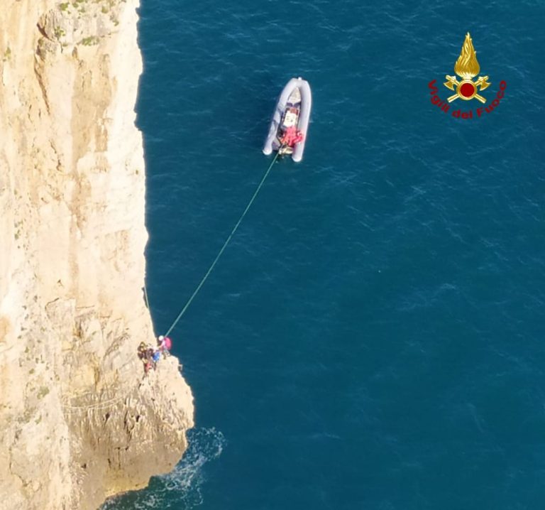Soccorso alpinistico a Gaeta presso la Montagna Spaccata: tre i rocciatori salvati