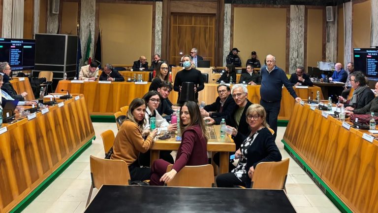 opposizione latina