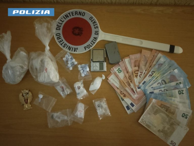 Latina, spacciavano in un appartamento in centro: due arresti della Polizia