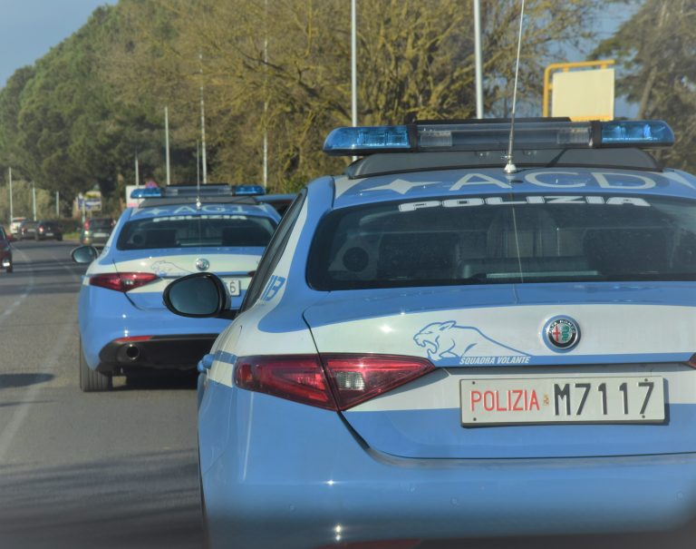 Latina, inseguimento nella notte: due uomini arrestati a bordo di un’auto rubata