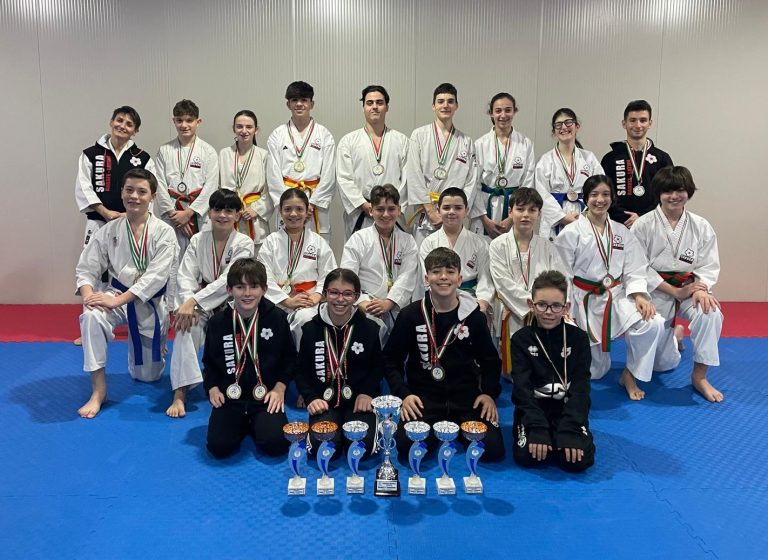 Risultati eccellenti per la Sakura Latina al campionato Nazionale Fesik 2025 di Salsomaggiore