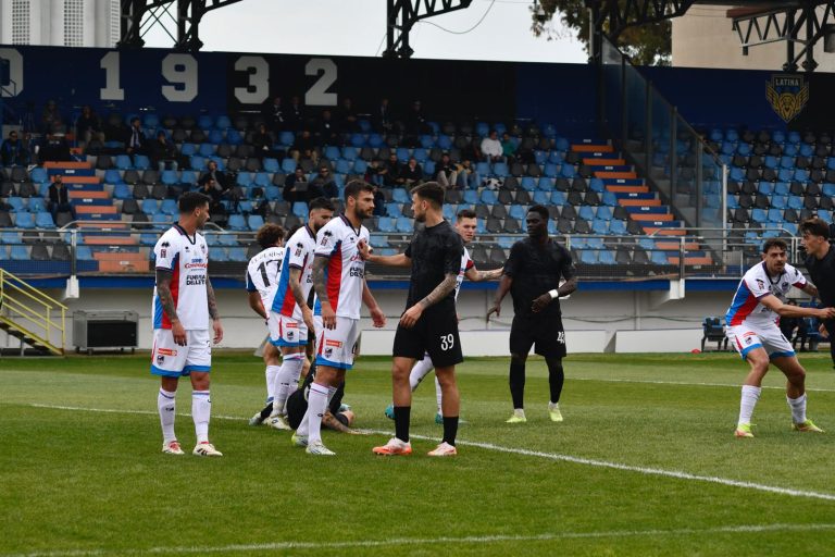 Calcio Serie C – Il Latina esce con le ossa rotte dalla sfida col Catania, che passa 4 a 1 al Francioni