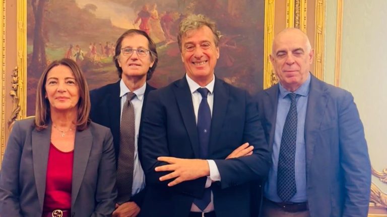 Si.Camera: Giovanni Acampora confermato presidente